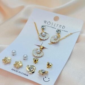 Pendent and earring set