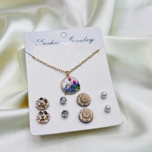 Pendent and earring set