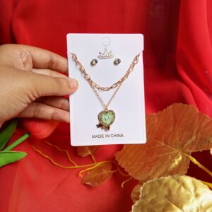 Pendent Set